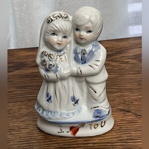 Vintage Cake Topper
